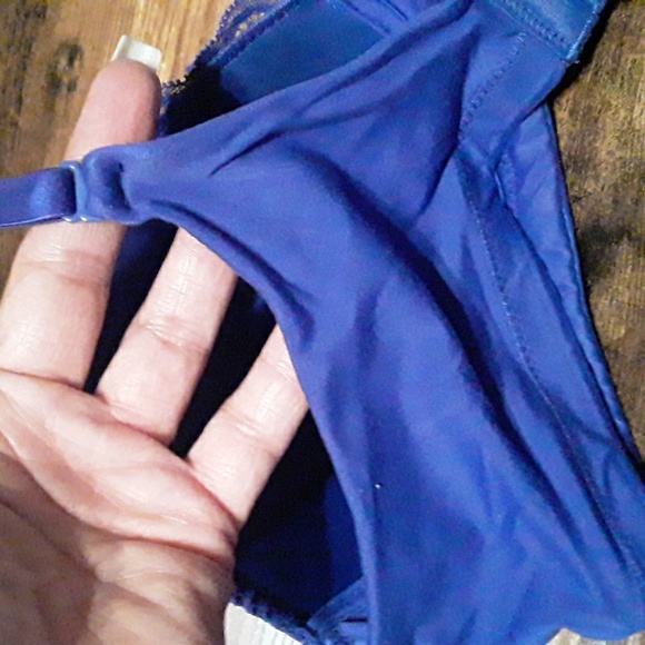 NWOT Medium Maidenform Blue/purple Beautiful Floral Lace Padded Wirefree Bra - Picture 9 of 16